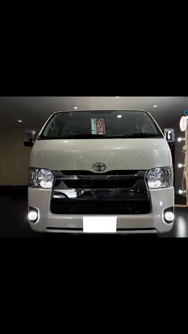 ハイエース　フェンダーミラーレス化🚗